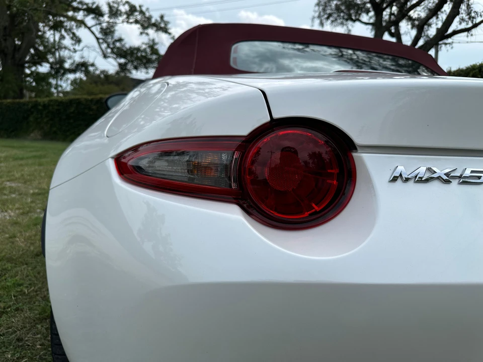 2018 Mazda ND MX-5 Miata - Image 21 of 31