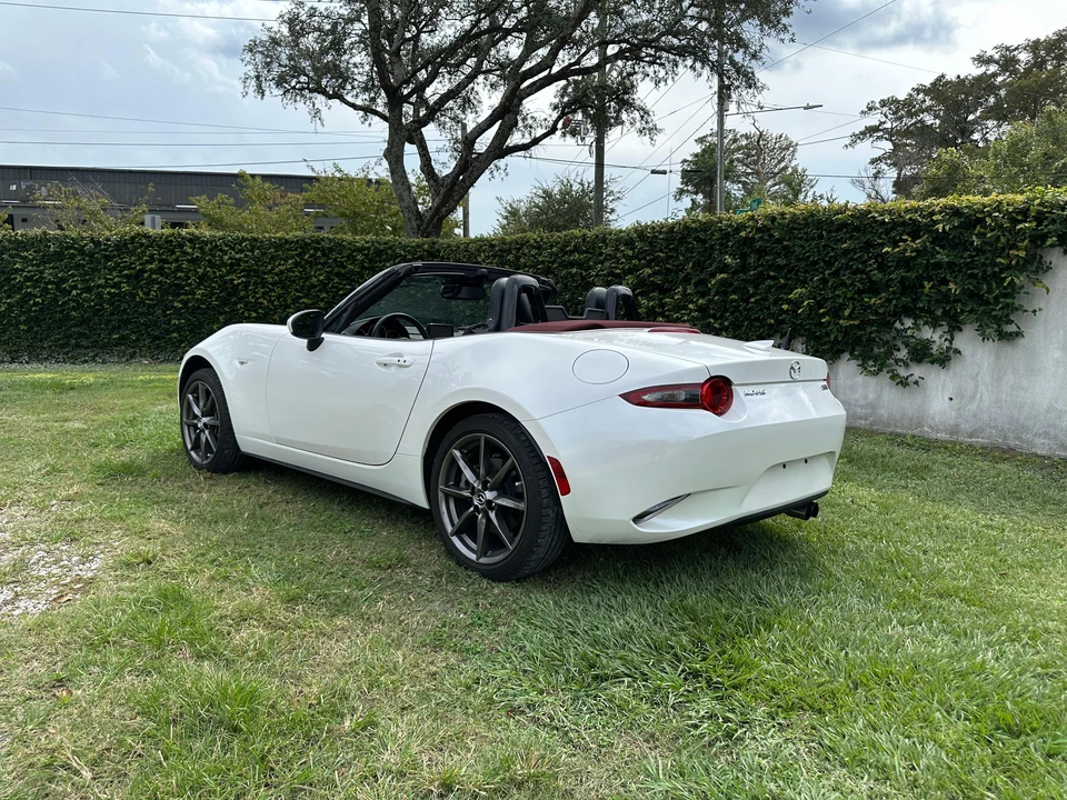 2018 Mazda ND MX-5 Miata - Image 7 of 31