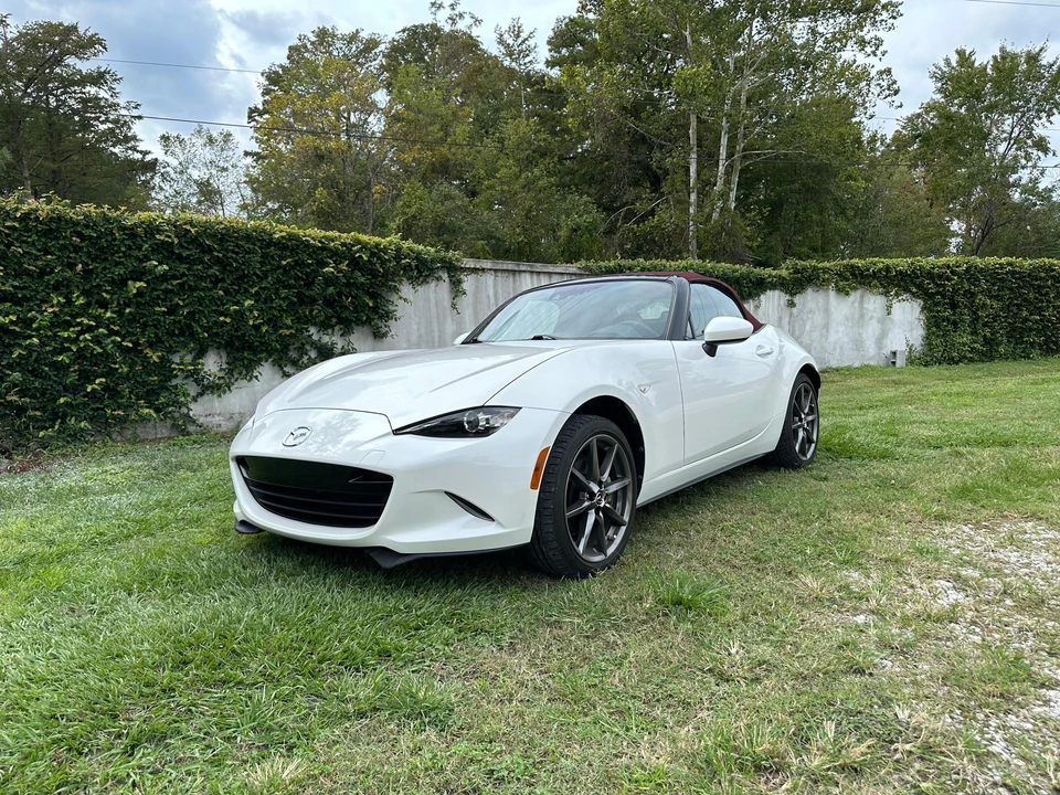 2018 Mazda ND MX-5 Miata - Image 8 of 31