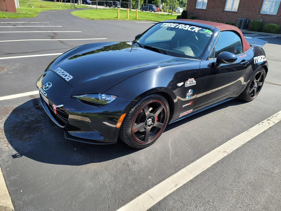 2018 Mazda ND MX-5 Miata - Image 19 of 31