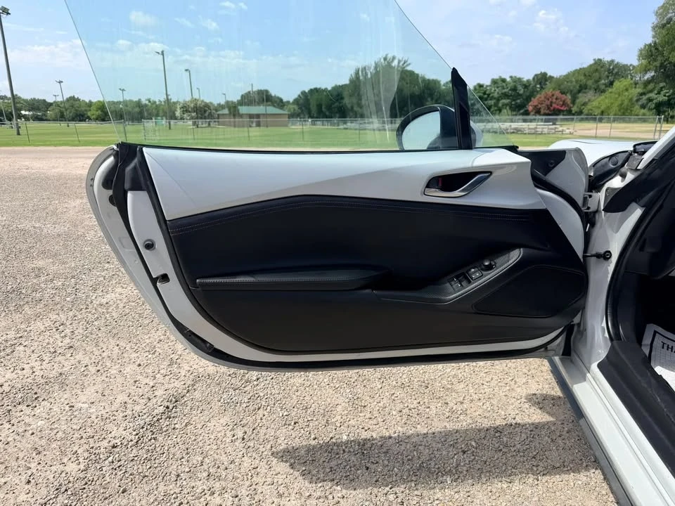 2018 Mazda ND MX-5 Miata - Image 11 of 20