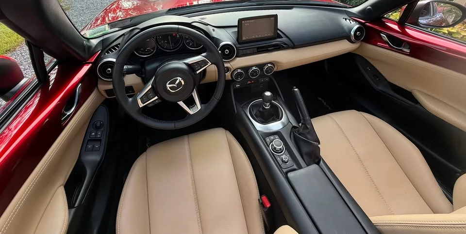 2018 Mazda ND MX-5 Miata - Image 9 of 17