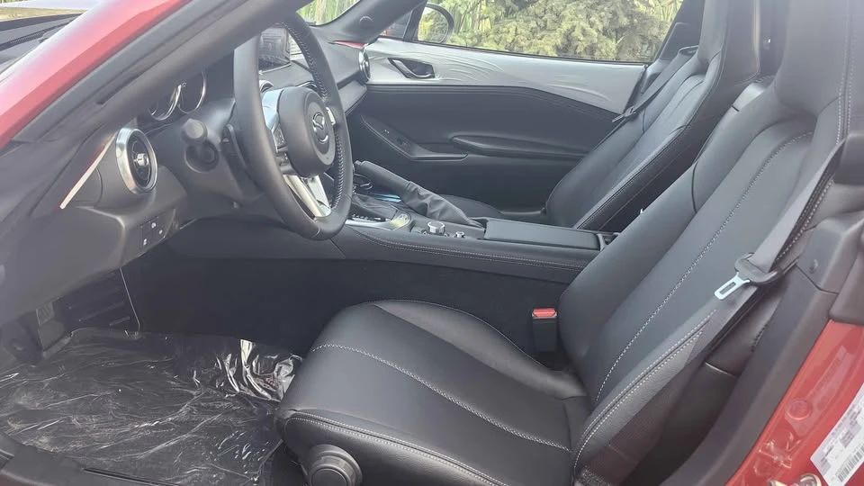 2018 Mazda ND MX-5 Miata - Image 7 of 10