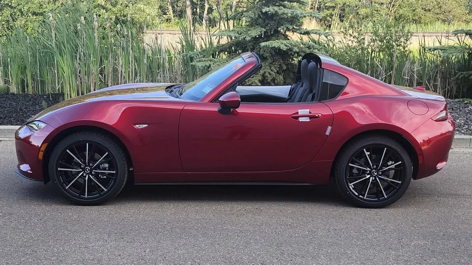 2018 Mazda ND MX-5 Miata - Image 9 of 10