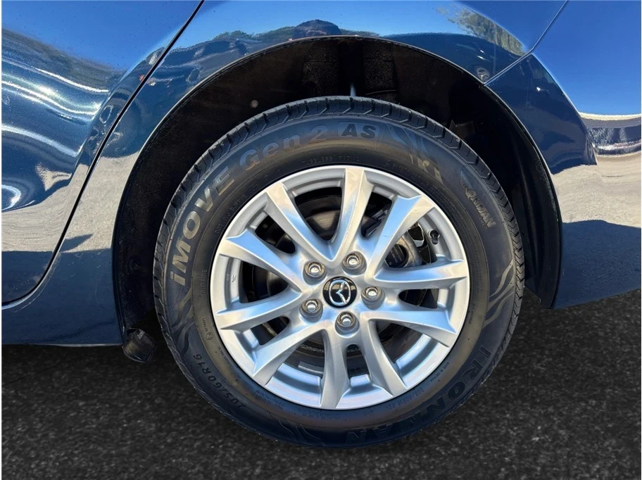 2018 Mazda Mazda 3 3rd Gen - Image 14 of 21