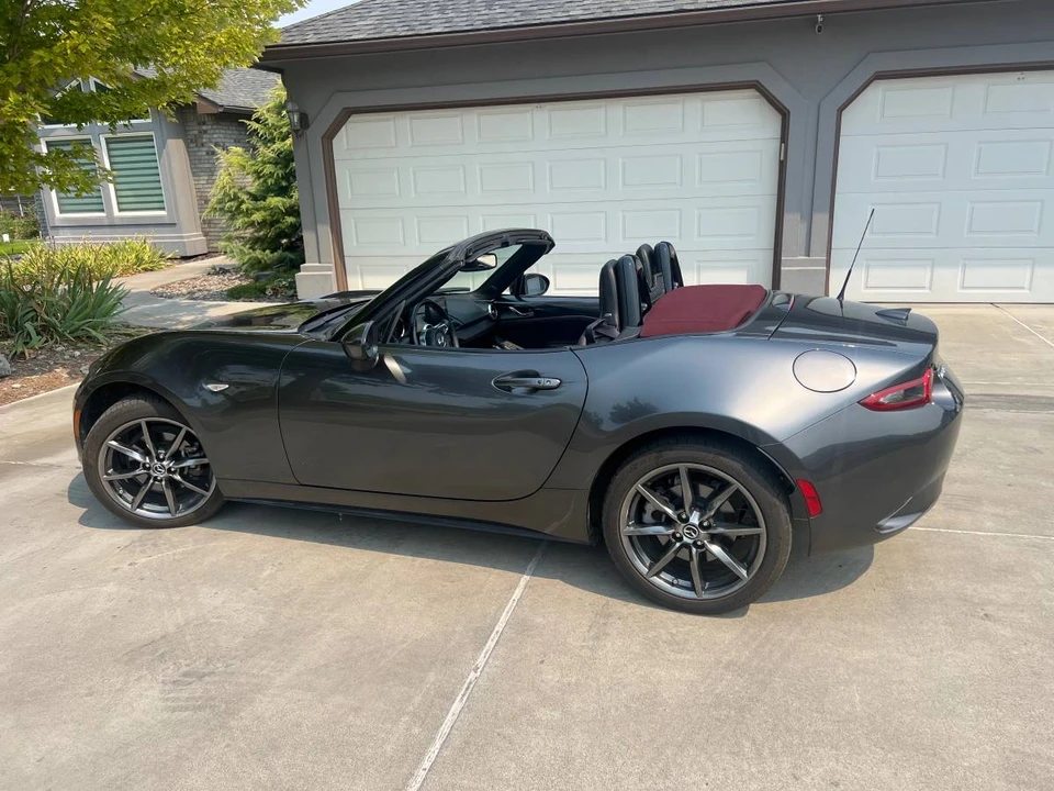 2018 Mazda ND MX-5 Miata - Image 11 of 15