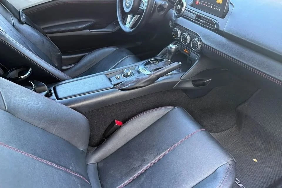 2018 Mazda ND MX-5 Miata - Image 15 of 18