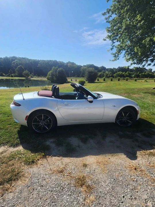 2018 Mazda ND MX-5 Miata - Image 5 of 10