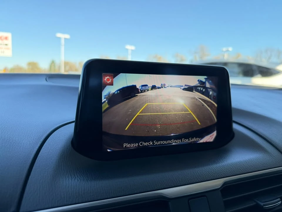 2018 Mazda Mazda 3 3rd Gen - Image 16 of 17