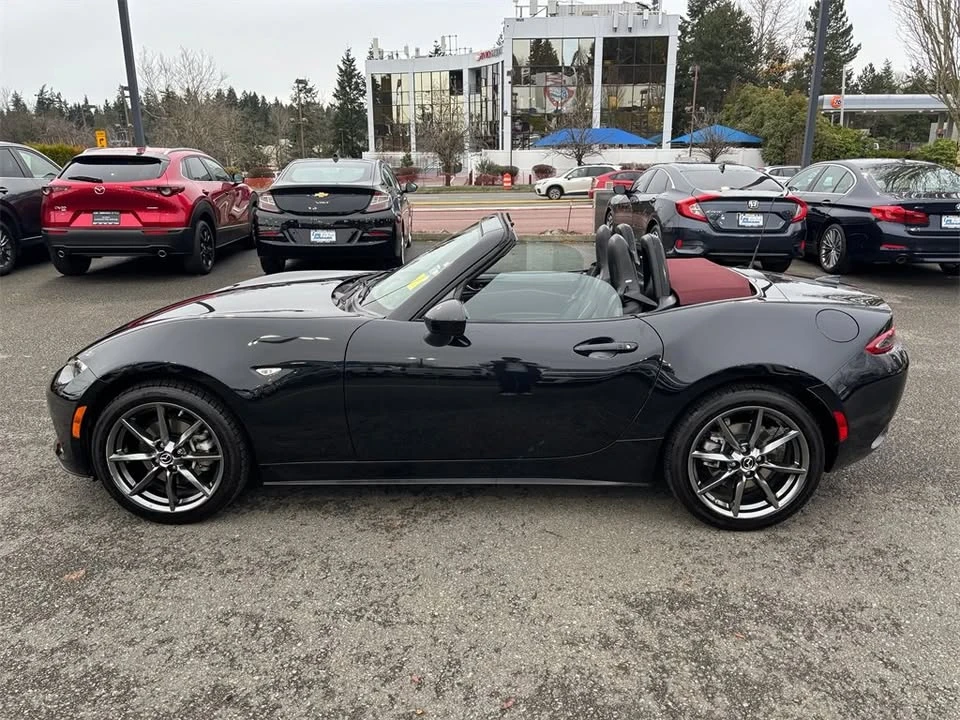 2018 Mazda ND MX-5 Miata - Image 9 of 18