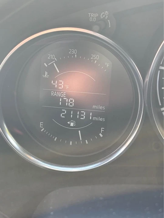 2018 Mazda ND MX-5 Miata - Image 5 of 8