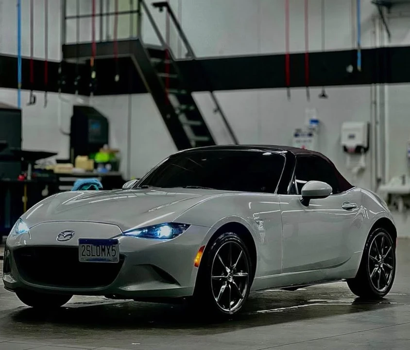 2018 Mazda ND MX-5 Miata - Image 2 of 3