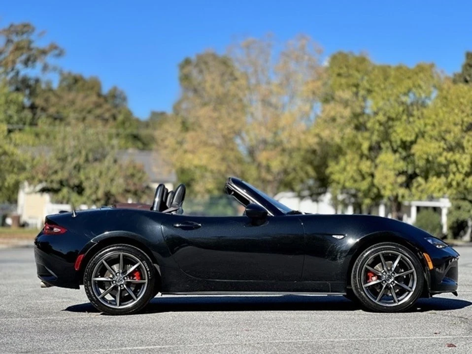 2018 Mazda ND MX-5 Miata - Image 17 of 20
