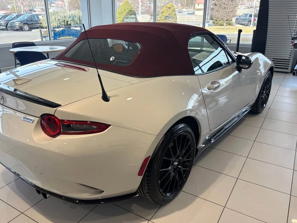 2018 Mazda ND MX-5 Miata - Image 4 of 4