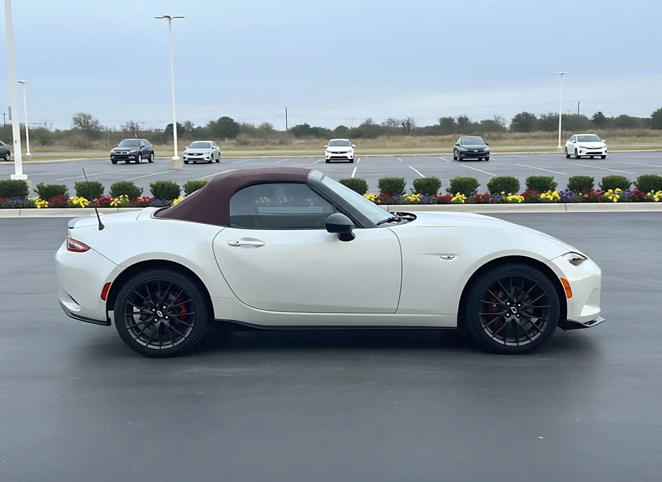 2018 Mazda ND MX-5 Miata - Image 11 of 16