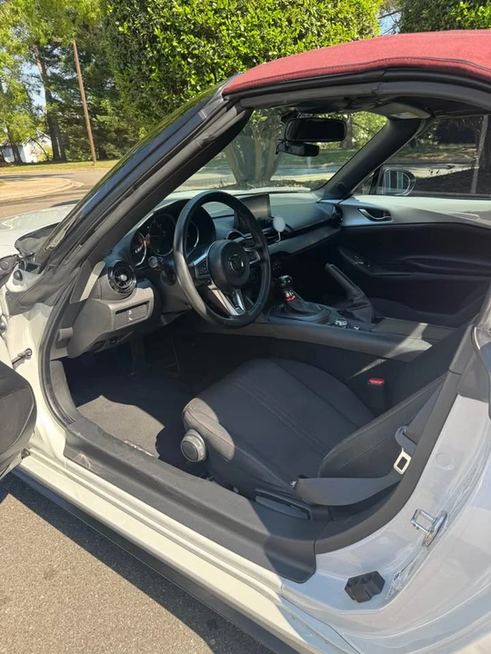 2018 Mazda ND MX-5 Miata - Image 11 of 15