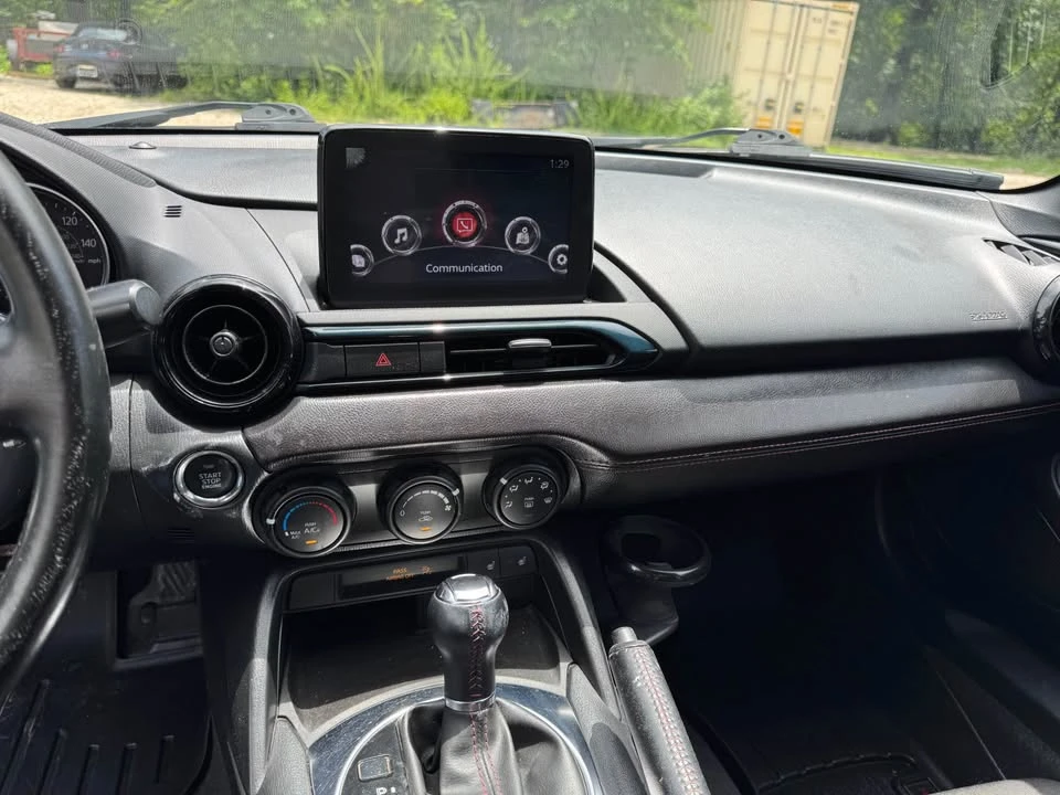 2018 Mazda ND MX-5 Miata - Image 17 of 18