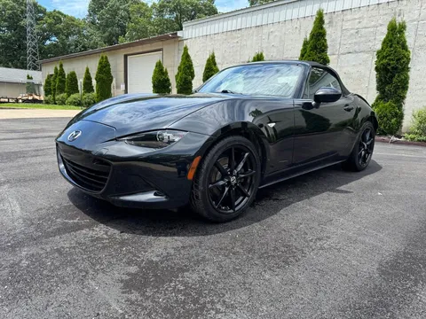 2018 Mazda MX-5 Miata Club Convertible