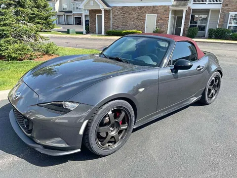 2018 Mazda MX-5 Miata Club Convertible