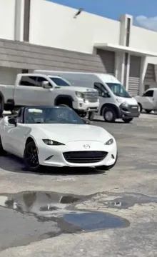 2018 Mazda MX-5 Miata Convertible
