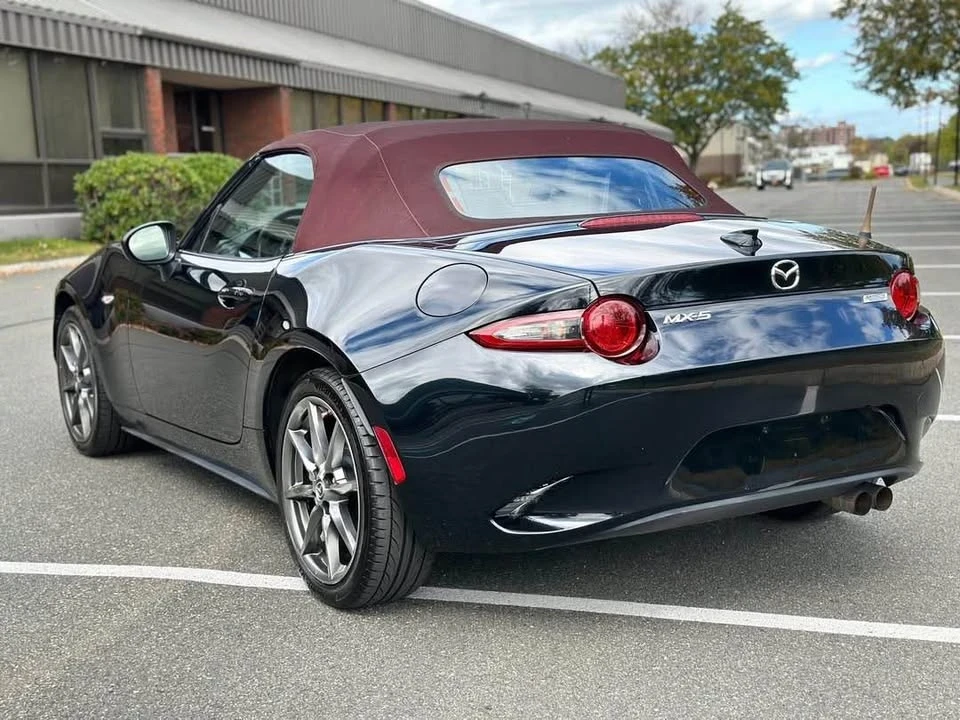 2018 Mazda ND MX-5 Miata - Image 9 of 17