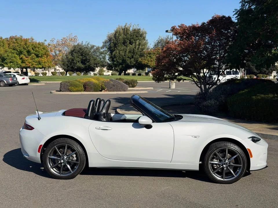2018 Mazda ND MX-5 Miata - Image 8 of 18