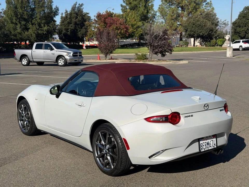 2018 Mazda ND MX-5 Miata - Image 2 of 18