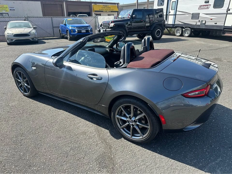 2018 Mazda ND MX-5 Miata - Image 5 of 11