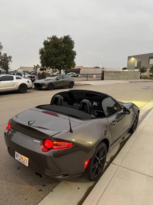 2018 Mazda ND MX-5 Miata - Image 9 of 18