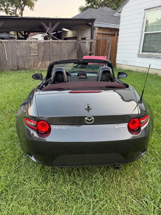 2018 Mazda ND MX-5 Miata - Image 4 of 19