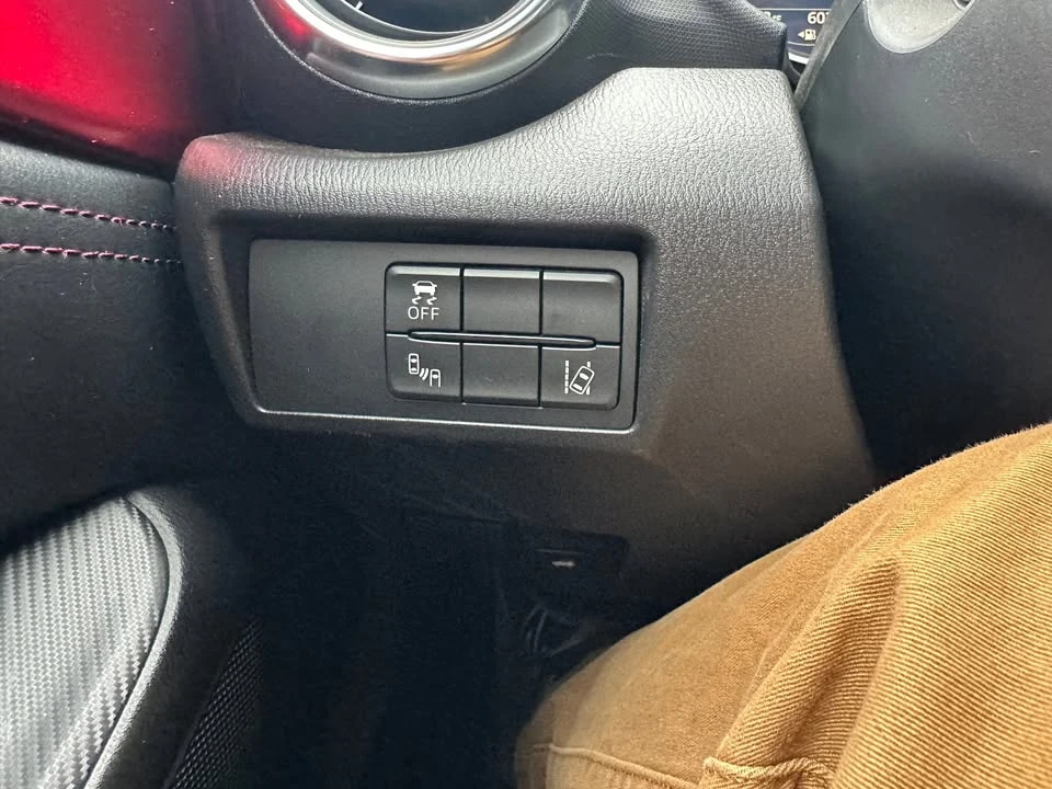 2018 Mazda ND MX-5 Miata - Image 13 of 14