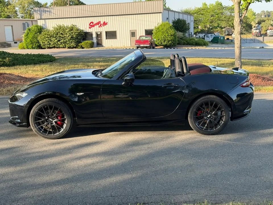 2018 Mazda ND MX-5 Miata - Image 17 of 18