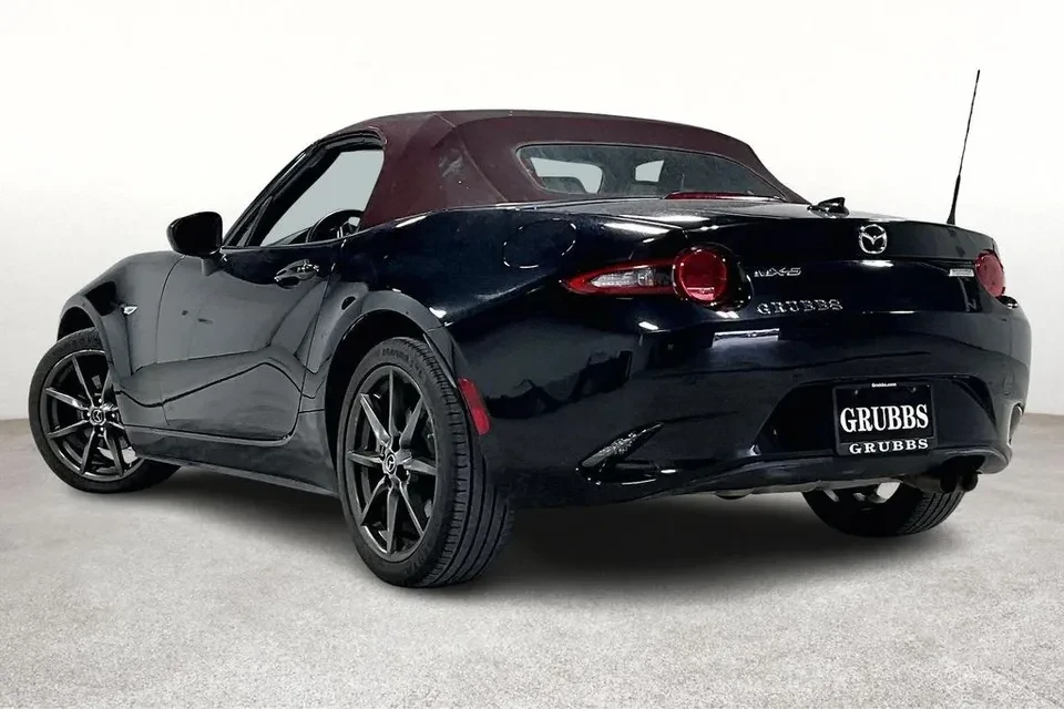 2018 Mazda ND MX-5 Miata - Image 12 of 17