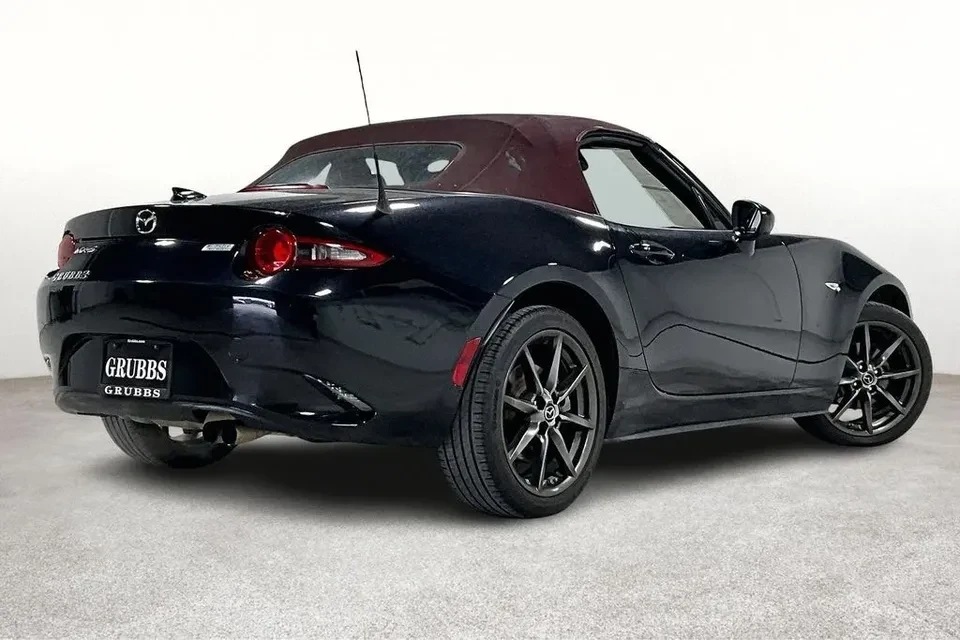 2018 Mazda ND MX-5 Miata - Image 2 of 17