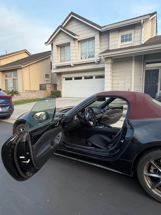 2018 Mazda ND MX-5 Miata - Image 9 of 15
