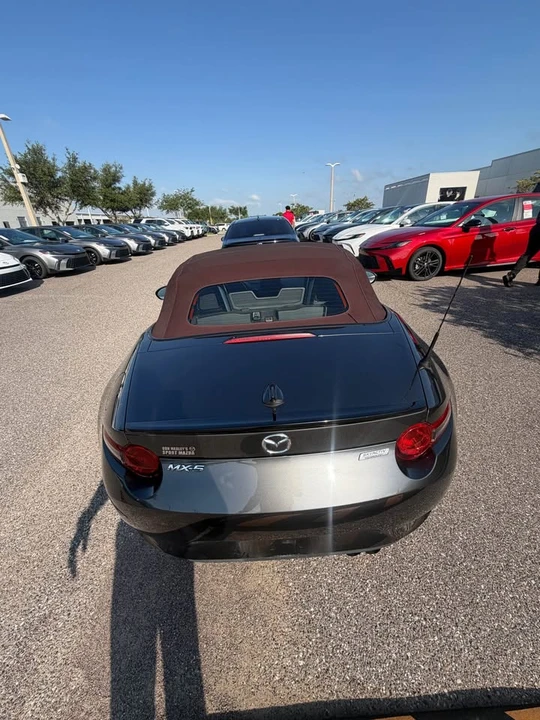 2018 Mazda ND MX-5 Miata - Image 4 of 5