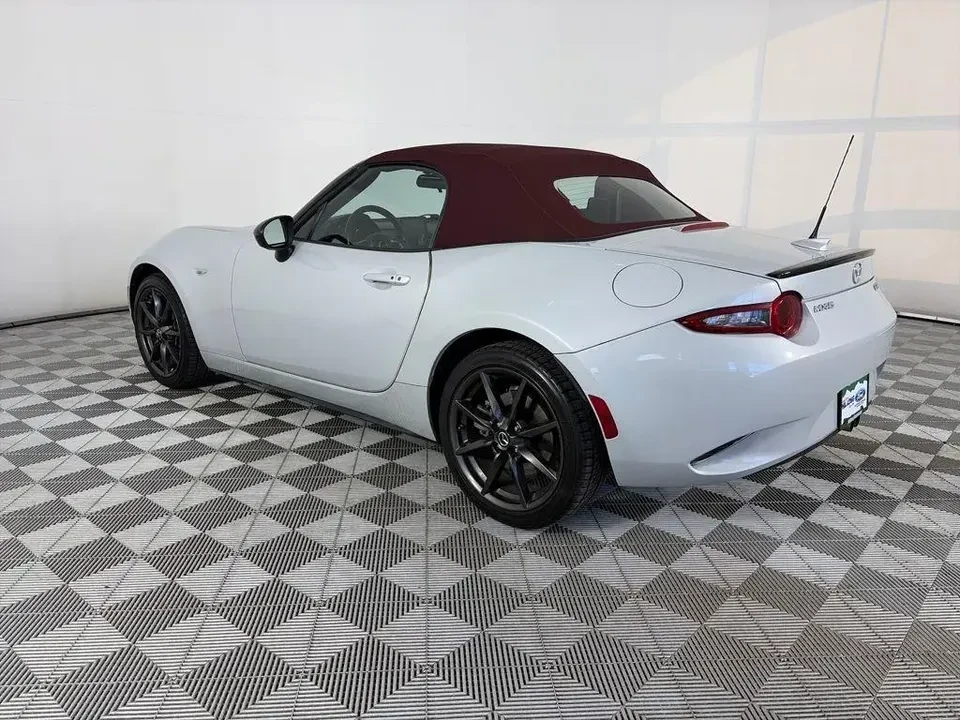 2018 Mazda ND MX-5 Miata - Image 4 of 12