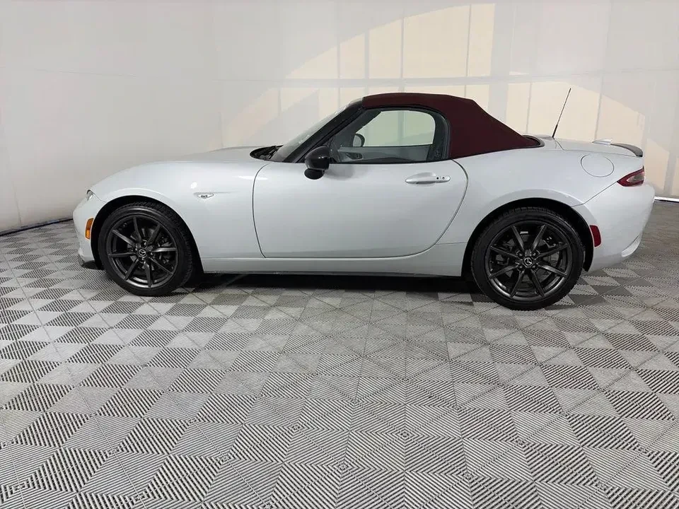 2018 Mazda ND MX-5 Miata - Image 5 of 12