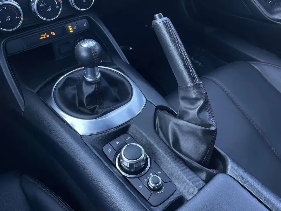 2018 Mazda ND MX-5 Miata - Image 4 of 5