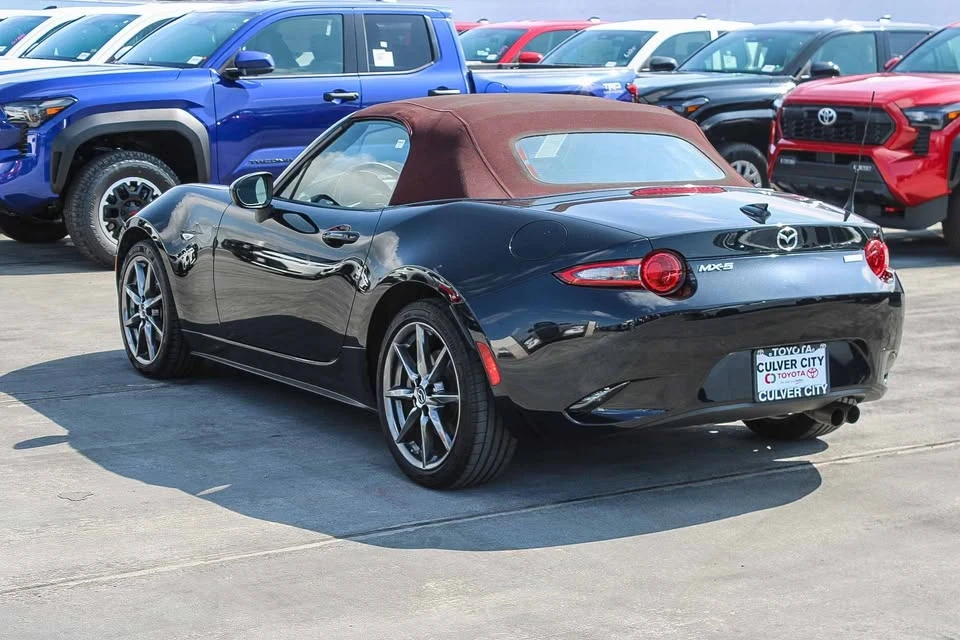 2018 Mazda ND MX-5 Miata - Image 5 of 19