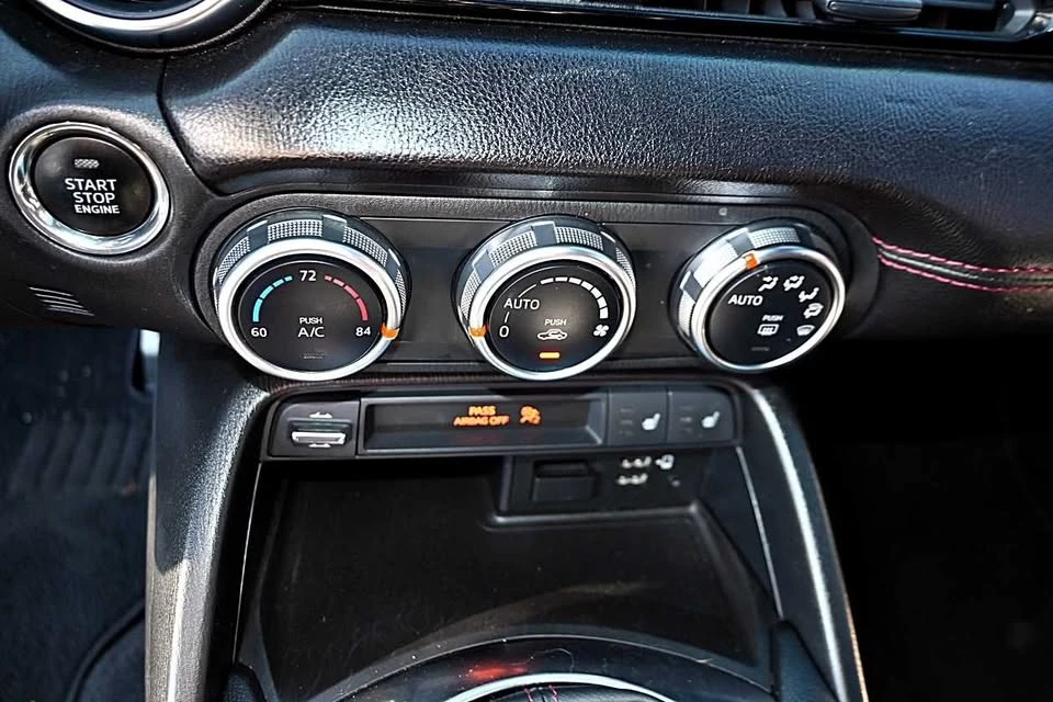2018 Mazda ND MX-5 Miata - Image 17 of 20