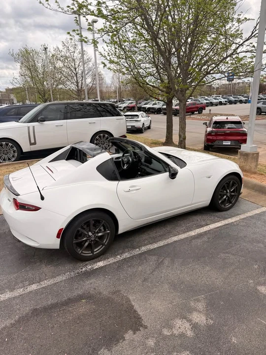 2018 Mazda ND MX-5 Miata - Image 8 of 17
