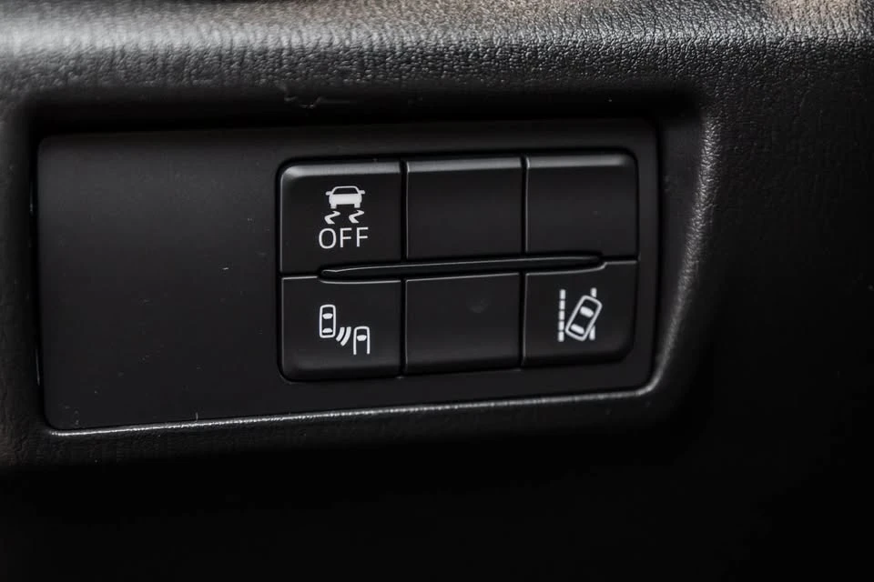 2018 Mazda ND MX-5 Miata - Image 12 of 20