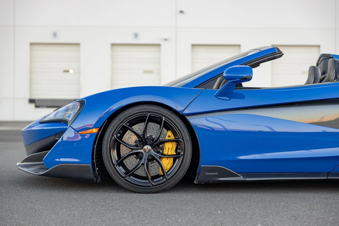 2018 McLaren 570S Spider - Image 16 of 21