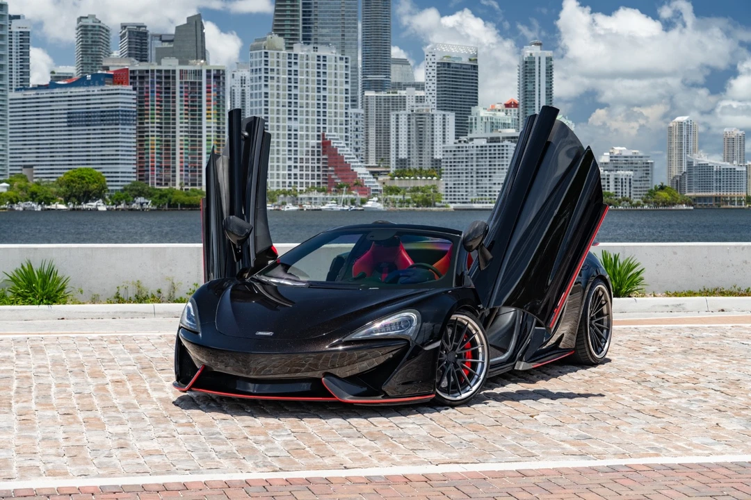 2018 McLaren 570S - Image 2 of 10