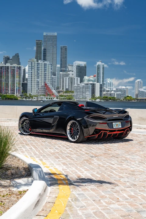 2018 McLaren 570S - Image 6 of 10