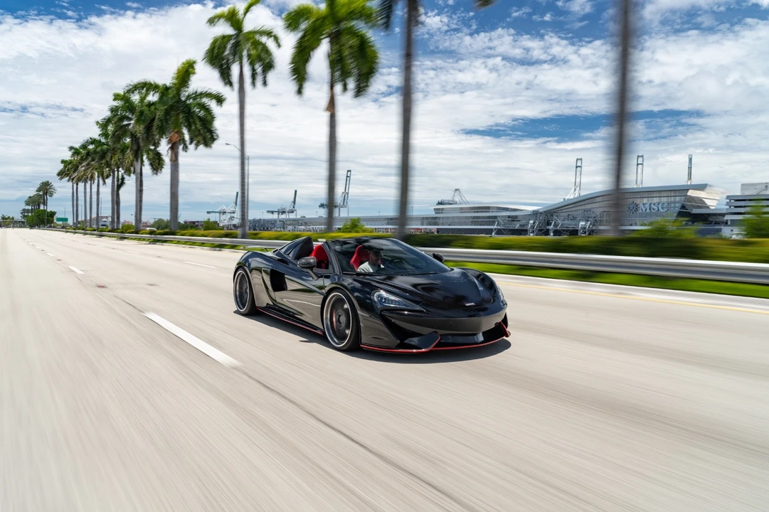 2018 McLaren 570S - Image 9 of 10
