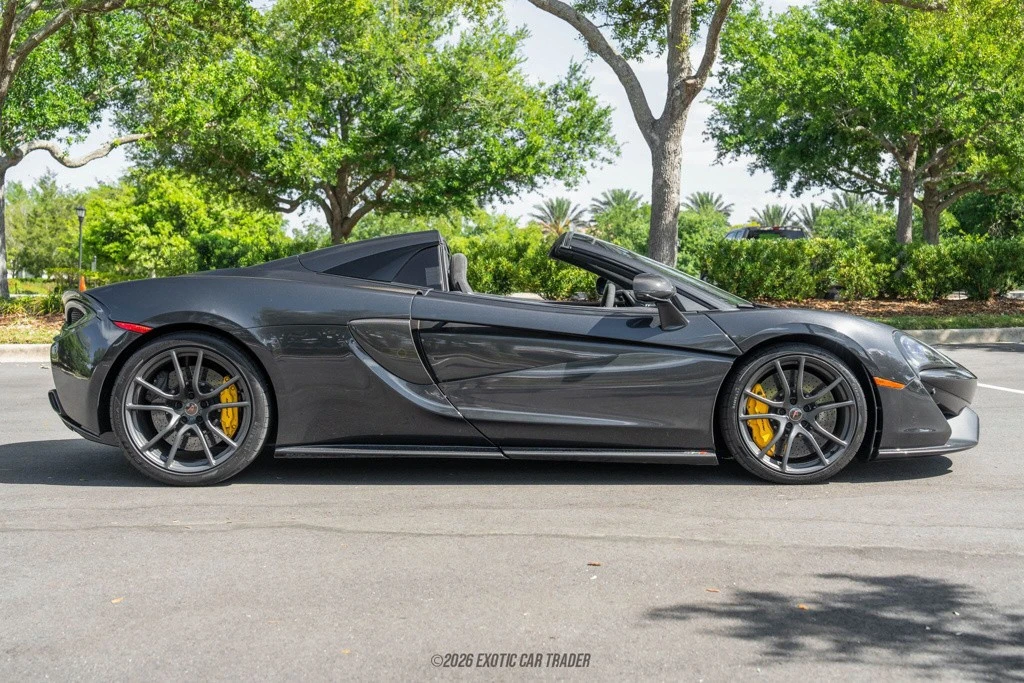 2018 McLaren 570S Spider - Image 9 of 12