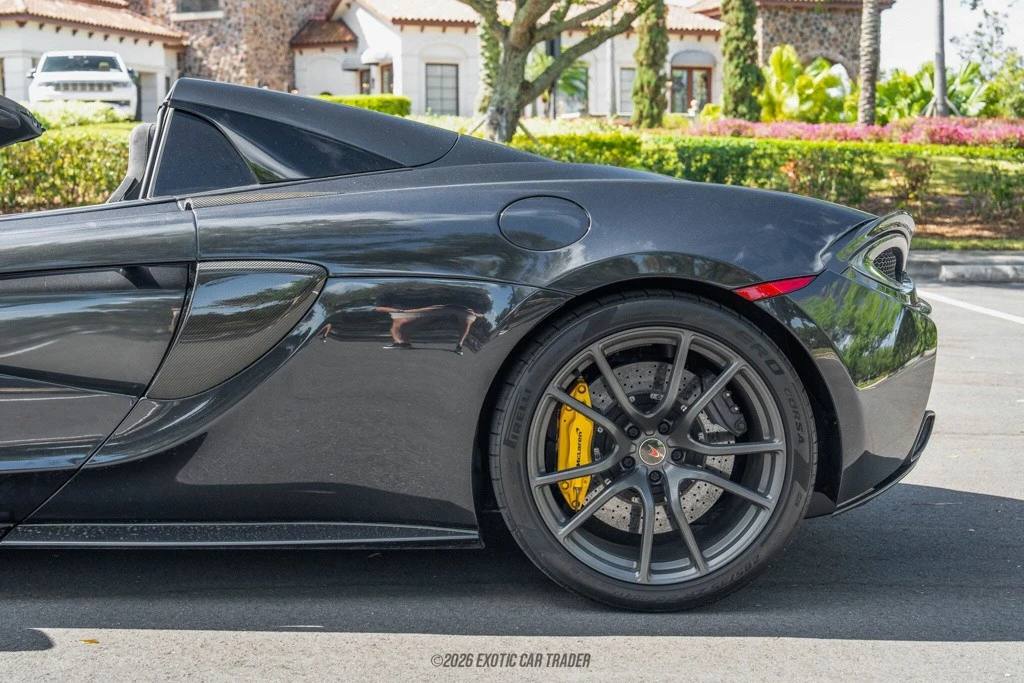 2018 McLaren 570S Spider - Image 5 of 12