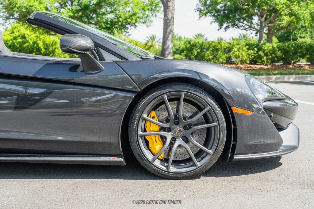 2018 McLaren 570S Spider - Image 11 of 12